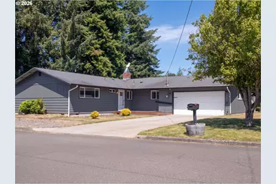 3010 Country Club Dr, Reedsport, OR 97467 - Photo 1