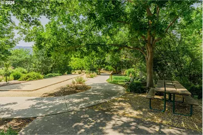 846 Stony Pt, Ashland, OR 97520 - Photo 39