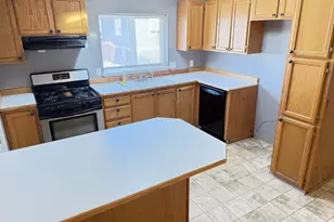 1949 SE Palmquist Rd, Gresham, OR 97080 - Photo 7