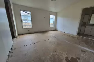 648 S Coral St, Rockaway Beach, OR 97136 - Photo 9