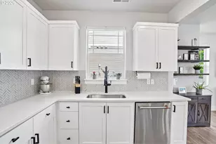 16823 SW Colorado Ln, Tigard, OR 97224 - Photo 27