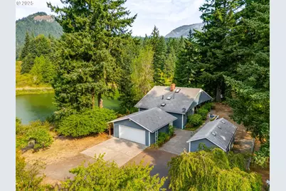 2020 Greenleaf Dr, North Bonneville, WA 98639 - Photo 1