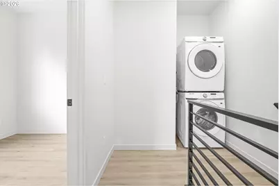 4690 N Congress Ave, Portland, OR 97217 - Photo 15