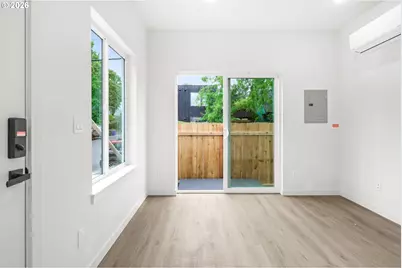 4690 N Congress Ave, Portland, OR 97217 - Photo 31