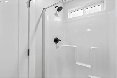 1546 Poplar Dr, Grants Pass, OR 97527 - Photo 27