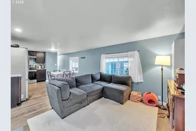 906 SW Alder St #4, Dundee, OR 97115 - Photo 5