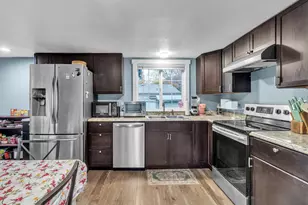 906 SW Alder St, Dundee, OR 97115 - Photo 11