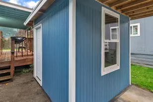 906 SW Alder St, Dundee, OR 97115 - Photo 27