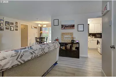 3201 NE 126th Ave, Vancouver, WA 98682 - Photo 5