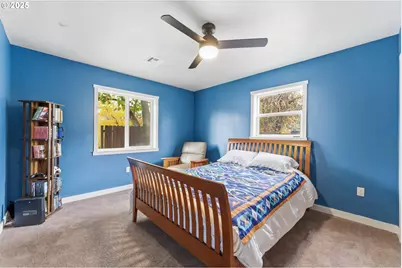 907 Cowl St, Milton-Freewater, OR 97862 - Photo 11