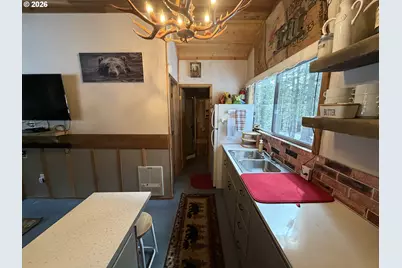 62388 Canyon View Ln, Elgin, OR 97827 - Photo 17