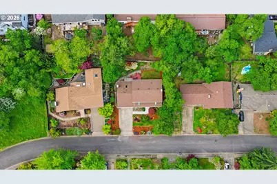 4032 Normandy Way, Eugene, OR 97405 - Photo 45