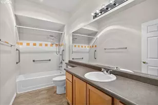 1010 NE Horizon Loop, Hillsboro, OR 97124 - Photo 23