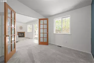 1315 Arcadia Dr, Eugene, OR 97401 - Photo 19