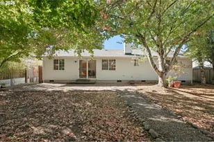 1315 Arcadia Dr, Eugene, OR 97401 - Photo 43