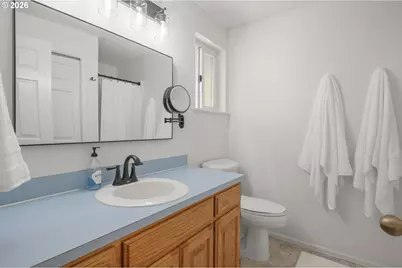 1315 Arcadia Dr, Eugene, OR 97401 - Photo 25