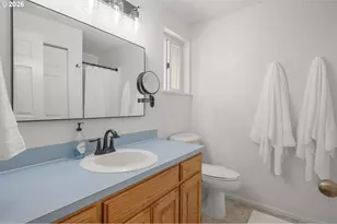 1315 Arcadia Dr, Eugene, OR 97401 - Photo 25