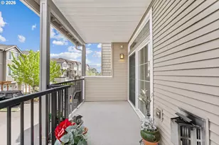 818 NW 118th Ave, Portland, OR 97229 - Photo 9