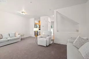 818 NW 118th Ave, Portland, OR 97229 - Photo 5
