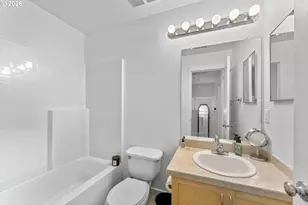 818 NW 118th Ave, Portland, OR 97229 - Photo 25
