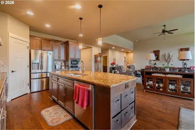 1822 S Dusky Dr, Ridgefield, WA 98642 - Photo 11