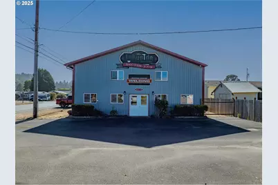 100 N 7th St, Lakeside, OR 97449 - Photo 1