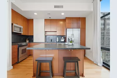 1025 NW Couch St #816, Portland, OR 97209 - Photo 13