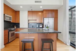 1025 NW Couch St, Portland, OR 97209 - Photo 13