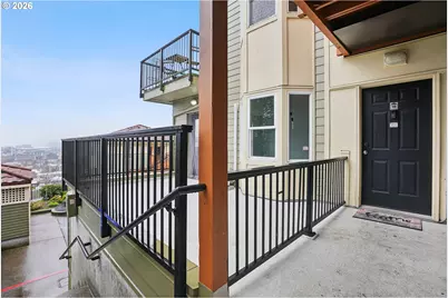 423 NW Uptown Ter #1 B, Portland, OR 97210 - Photo 1