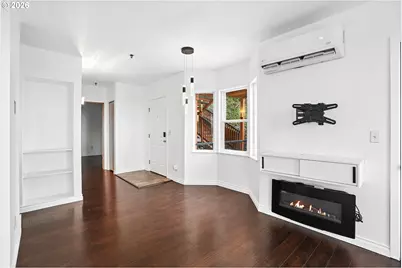 423 NW Uptown Ter #1 B, Portland, OR 97210 - Photo 11