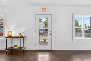 3327 SE 50th Ave, Portland, OR 97206 - Photo 5