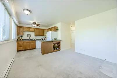 1525 Garfield Pl, Eugene, OR 97402 - Photo 3