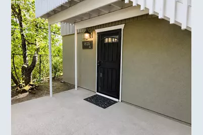 1525 Garfield Pl, Eugene, OR 97402 - Photo 1