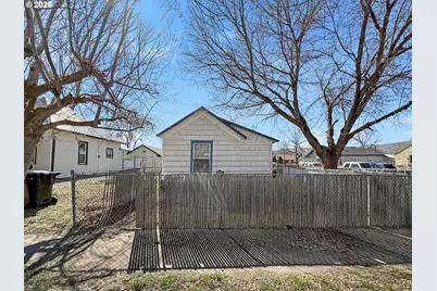 2536 5th St, Baker City, OR 97814 - Photo 17