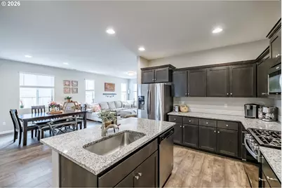 5055 Comet St, Salem, OR 97305 - Photo 17