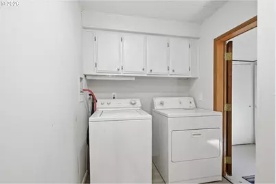 68258 Ridge Rd, North Bend, OR 97459 - Photo 21