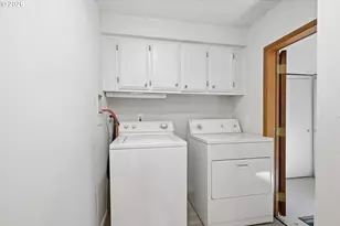 68258 Ridge Rd, North Bend, OR 97459 - Photo 21