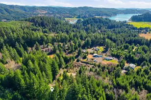 68258 Ridge Rd, North Bend, OR 97459 - Photo 43