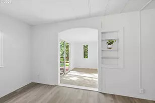 68258 Ridge Rd, North Bend, OR 97459 - Photo 19