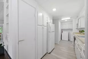 68258 Ridge Rd, North Bend, OR 97459 - Photo 17