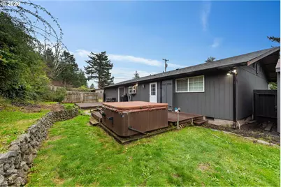 610 Pacific Ave, Coos Bay, OR 97420 - Photo 41
