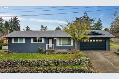 610 Pacific Ave, Coos Bay, OR 97420 - Photo 1