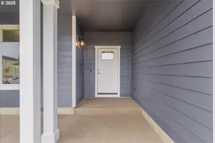 705 E Fourth St, Yamhill, OR 97148 - Photo 5