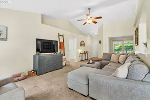87607 Halcyon Dr, Veneta, OR 97487 - Photo 13