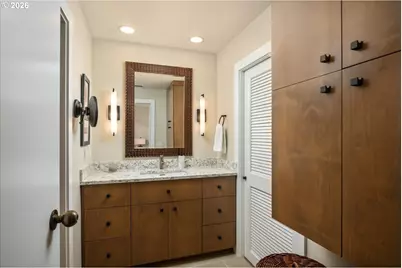 762 NW Westover Sq, Portland, OR 97210 - Photo 25