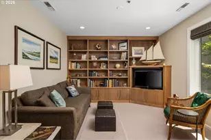 762 NW Westover Square, Portland, OR 97210 - Photo 21