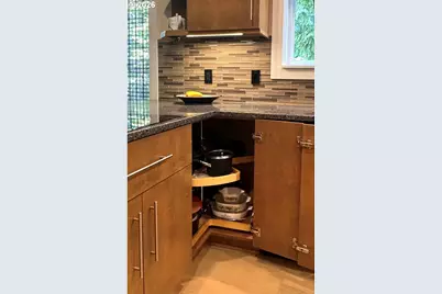 762 NW Westover Sq, Portland, OR 97210 - Photo 17