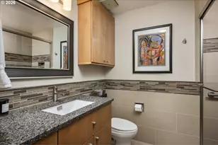 762 NW Westover Square, Portland, OR 97210 - Photo 35