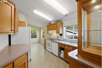 25368 E Cedar Glen Loop, Mount Hood Village, OR 97067 - Photo 11