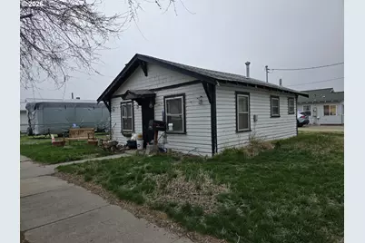 3002 Campbell St, Baker City, OR 97814 - Photo 1